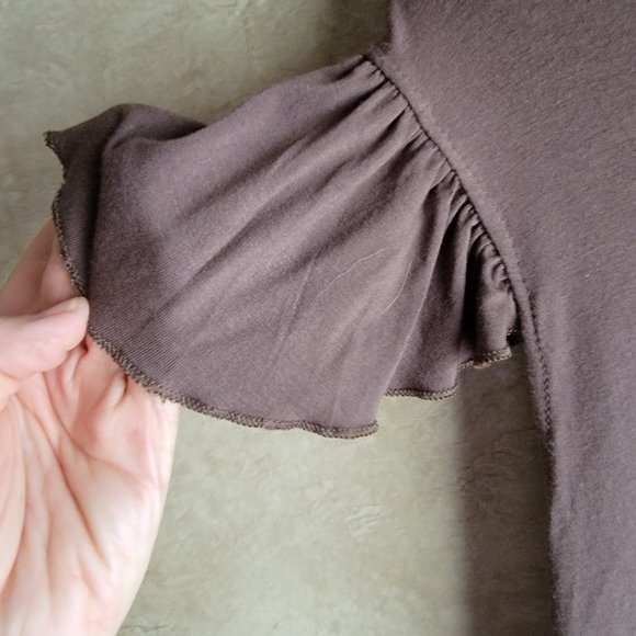 Brown top - Picture 6 of 11